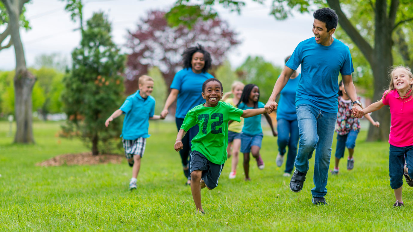What do forest school leaders do?
